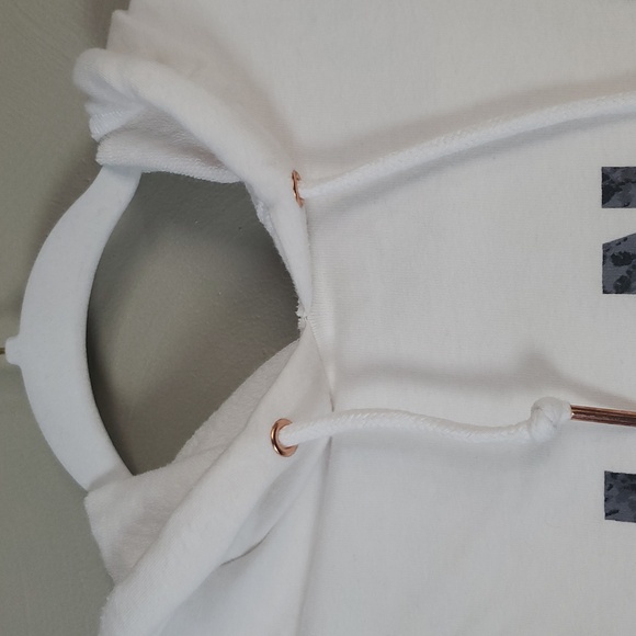 V.S. PINK Cropped, Loose Hoodie W/ Open Back. Size Small - Picture 3 of 8